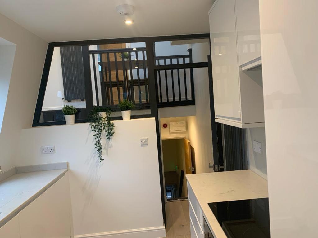 One Bedroom Apartment Londen Buitenkant foto